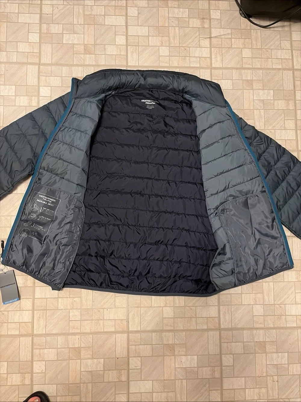 Weatherproof Modern Fit Pillow Pac Puffer Jacket Size XL